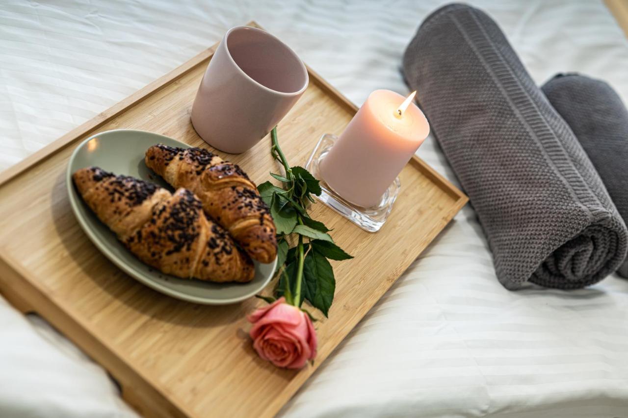 Carin Deluxe II Apartment Виена Екстериор снимка