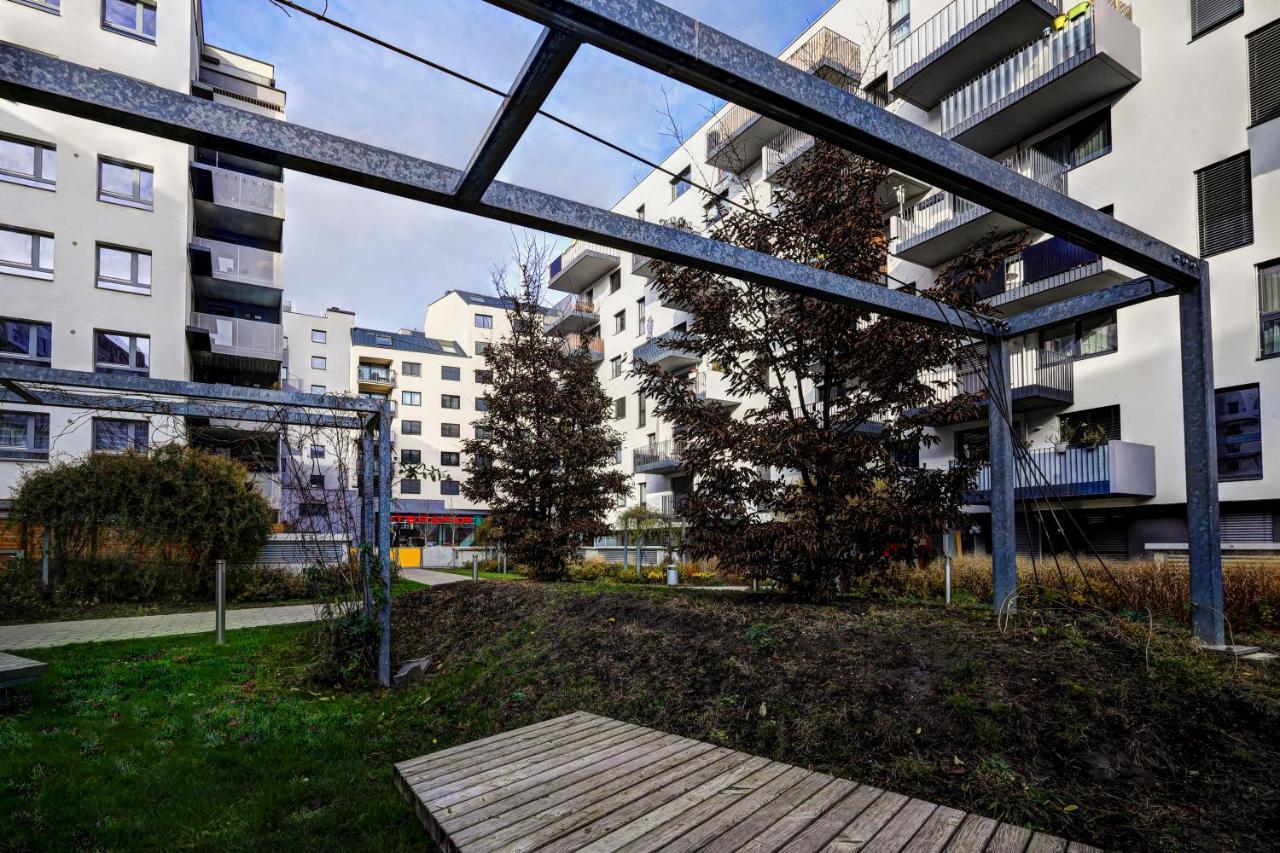Carin Deluxe II Apartment Виена Екстериор снимка