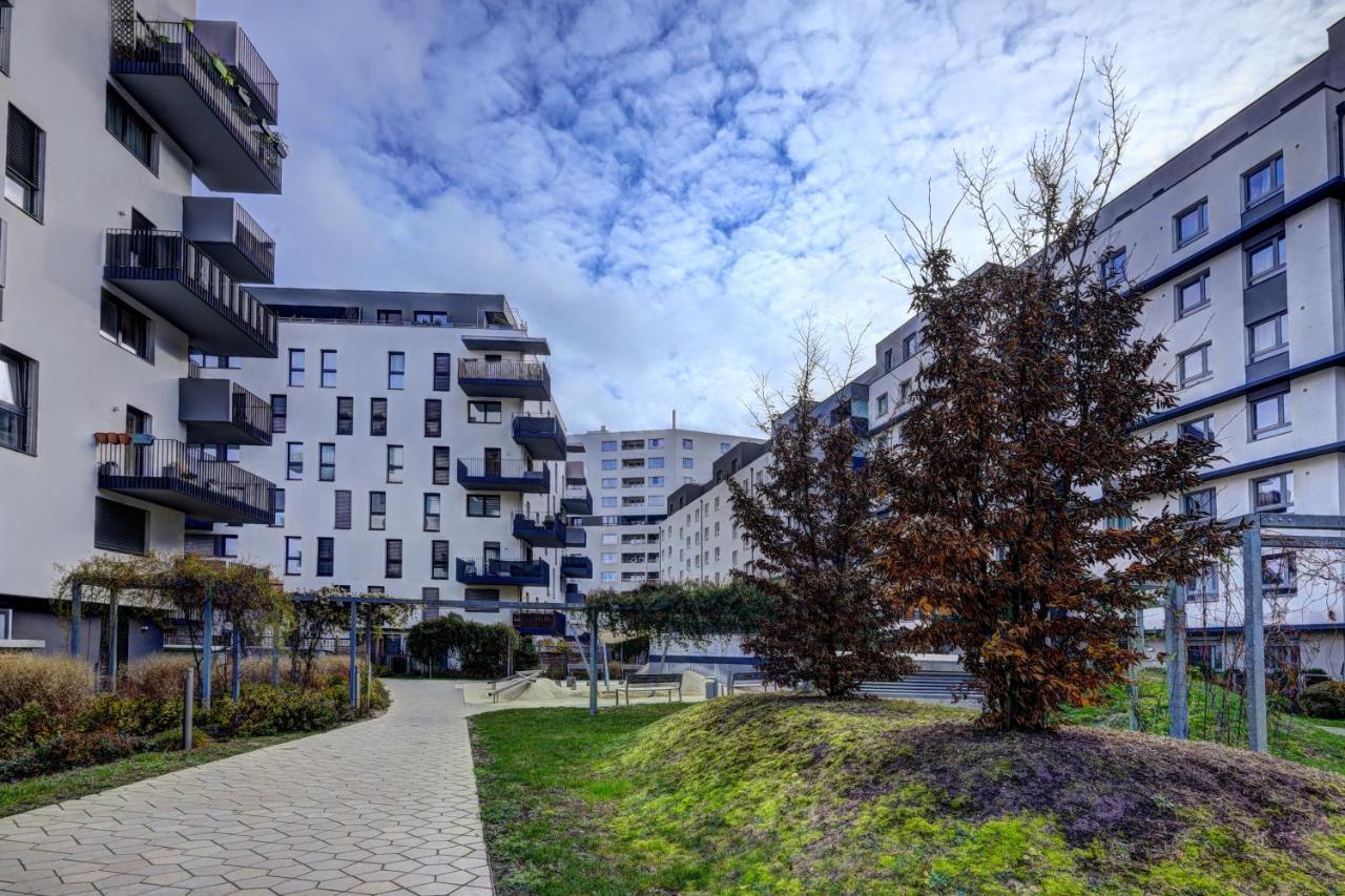 Carin Deluxe II Apartment Виена Екстериор снимка